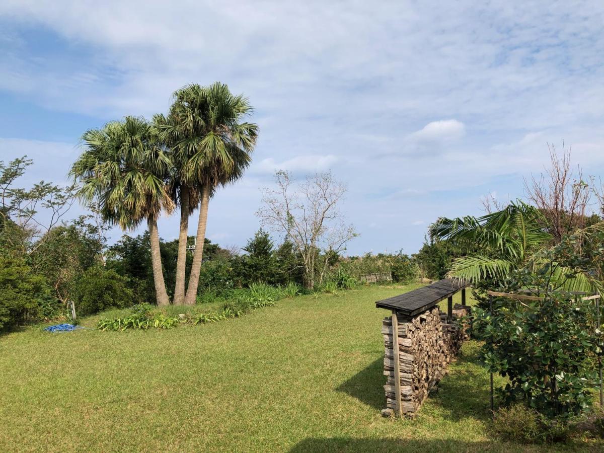 Cottage Orange House Yakushima ยากูชิมา ภายนอก รูปภาพ