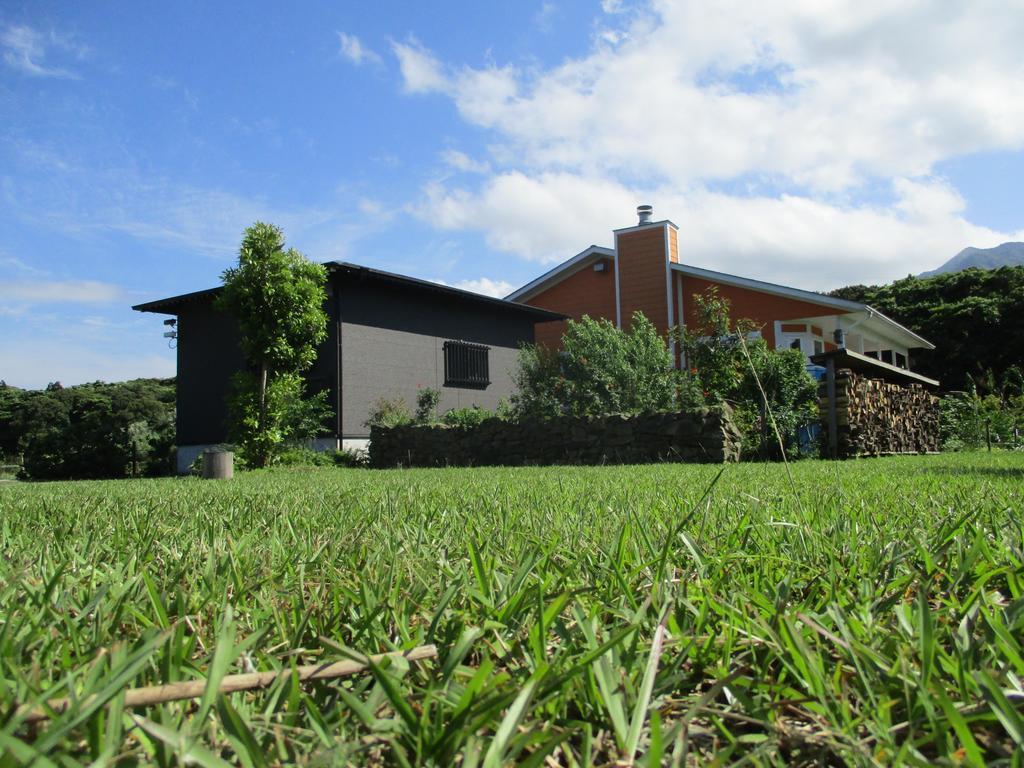 Cottage Orange House Yakushima ยากูชิมา ภายนอก รูปภาพ